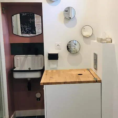 1 Personne Centre Jeanne D'arc Apartment *